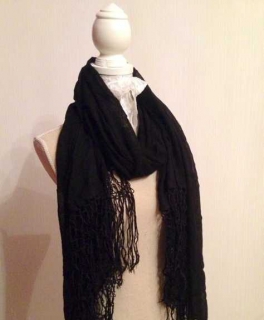 H&M XL-Schal schwarz ohne Muster