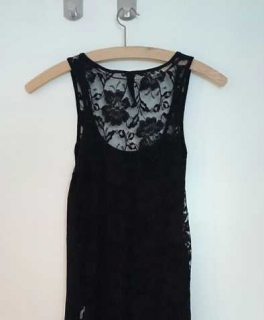 Top, Tanktop mit Spitze am Rücken / NEU