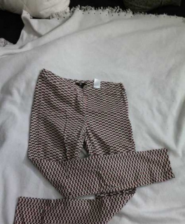 Hose mit Seitenverschluss