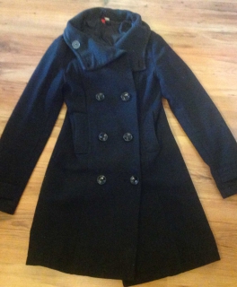 schwarzer Woll- Wintermantel