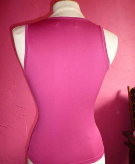 Pinkfarbenes Tanktop - der Sommer zum Anziehen