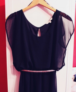 Luftiges, edles, verspieltes Sommerkleid