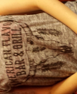 Top mit Stierkopf und Fransen 