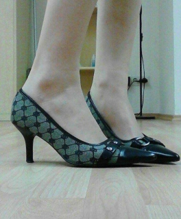 Chice, elegante, grau-schwarze Highheels