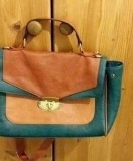 Schöne Umhängtasche aus SIX