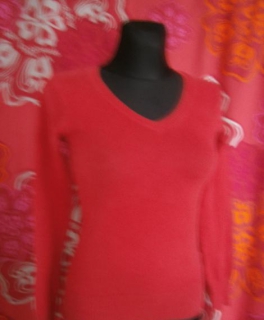 roter Pullover S38