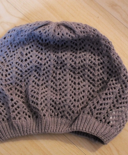 graue Mütze