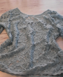 Pullover aus Spitze