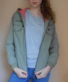 Übergangsparka khaki mit Kapuze