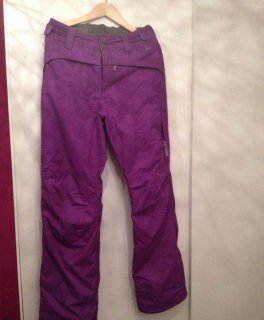 Snowboardhose Protest