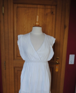 Weißes Kleid 