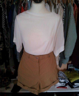 Cognacfarbene Highwaistshort