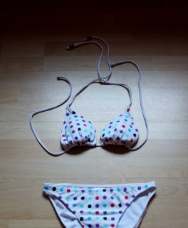 *LIEBLINGSTEIL* Firefly // Super schöner und süßer Triangel Bikini // gepunktet // weiß // lila // pink // türkis // schwarz