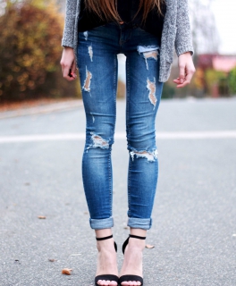 Gina Tricot Matilda low Jeans Größe 32 destroyed XXS XS Hipster Blogger
