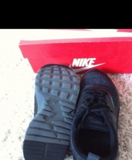 Nike Thea All black