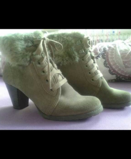 Stiefelletten mit Kunstfell