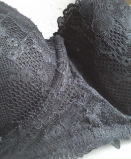 Schwarzer spitzen BH / Corsage / Halbcorsage, auch trägerlos in 75D