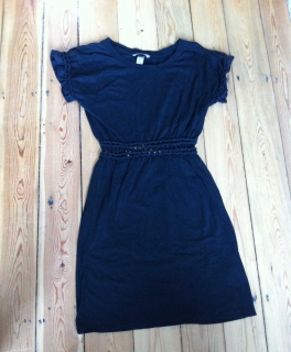 H&M Trend Kleid Cut Outs geflochten schwarz