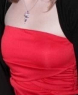 Figurbetontes rotes Mini-Kleid