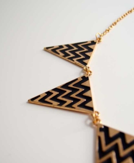 Statement-Kette Dreiecke gold schwarz