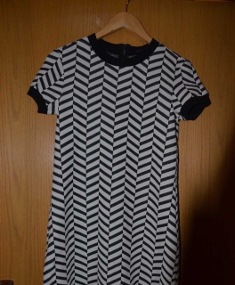 NEU Zara Kleid xs 34 Jacquard Kleid schwarz weiß 