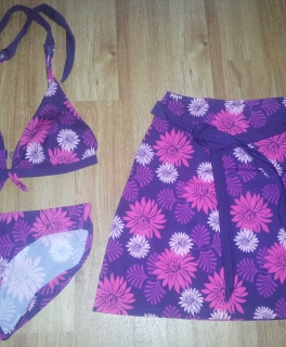 süßes Set  Bikini+Hose+Rock