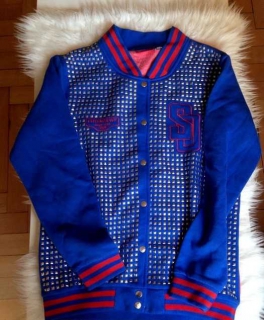 Collegejacke mit Nieten 