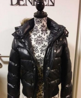 Diesel Daunenjacke in Schwarz