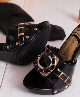 Mules Pantolette schwarz Lack ungetragen 