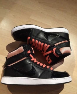 WMNS Nike Backbord high