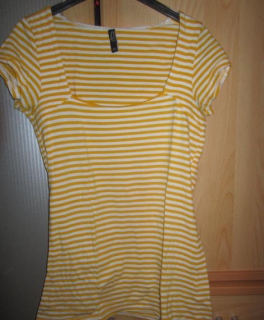 Weiß-gelb gestreiftes T-Shirt