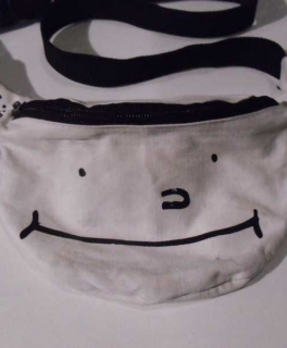 Gürteltasche mit Gesicht von Cleptomanicx