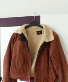 Kurze, warme Jacke 