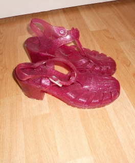 Pinke Glitzer Gummisandalen 