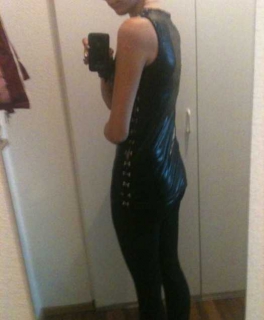 Minikleid, Latex/ Wetlook, Gothic, Fetisch, schwarz.