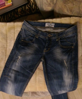 Schöne Jeans mit Waschung