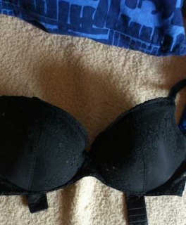 Bh mit Pailleten von Esprit 85 C