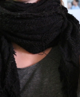 Schwarzer sehr warmer, kuschliger Winterschal
