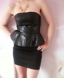 H&M Bandeau Schößchenkleid - Lederoptik schwarz 36