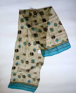 Schöner Seidenschal in Herbsttönen