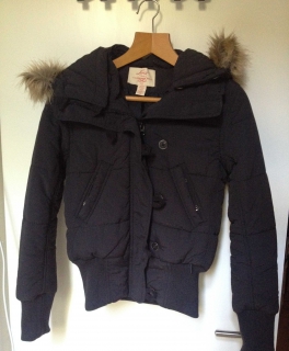 Daunenjacke mit Fakefellkragen Levis Levi's