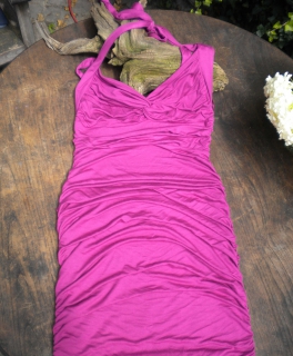 JANE NORMAN  super anschmiegsames Pin Up Style Raffungen Beerenfarbton Weihnachten Silvester Party