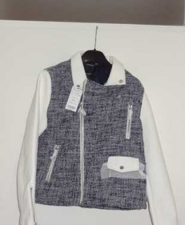 Bouclé Bikerjacke mit asymmetrischem Reißverschluss Blazer Football-Look von Mango Suit