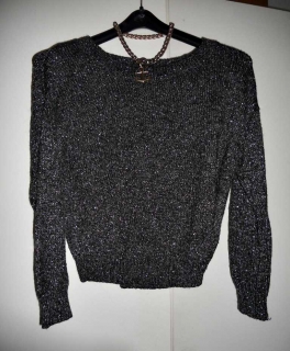 Süßer Glitzerpulli