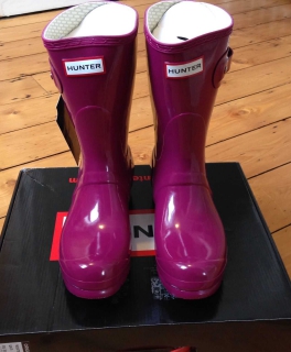 Hunter Short Gloss Violet
