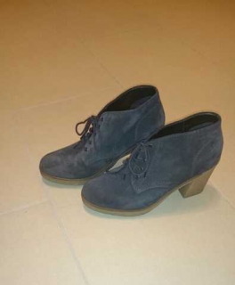 Graue Esprit Stiefeletten