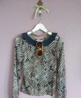 Schlangen Bluse