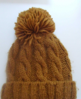 hellbraune Strickmütze