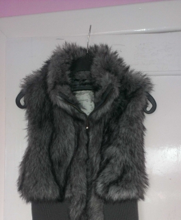 Kuschelige Fellweste Stradivarius