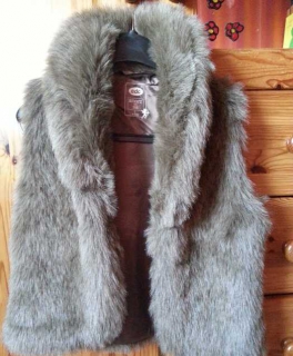 Fellweste Esprit Kinder XS EDC braun